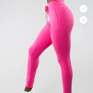 Buff bunny Jasmine joggers